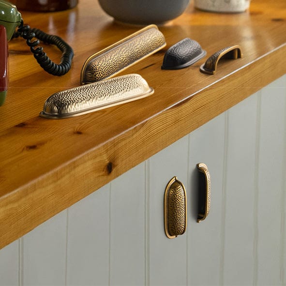 Hammered Texture Cabinet Cup Pulls with Curved Edges Elegant Vintage Drawer Bin Handle for Kitchen