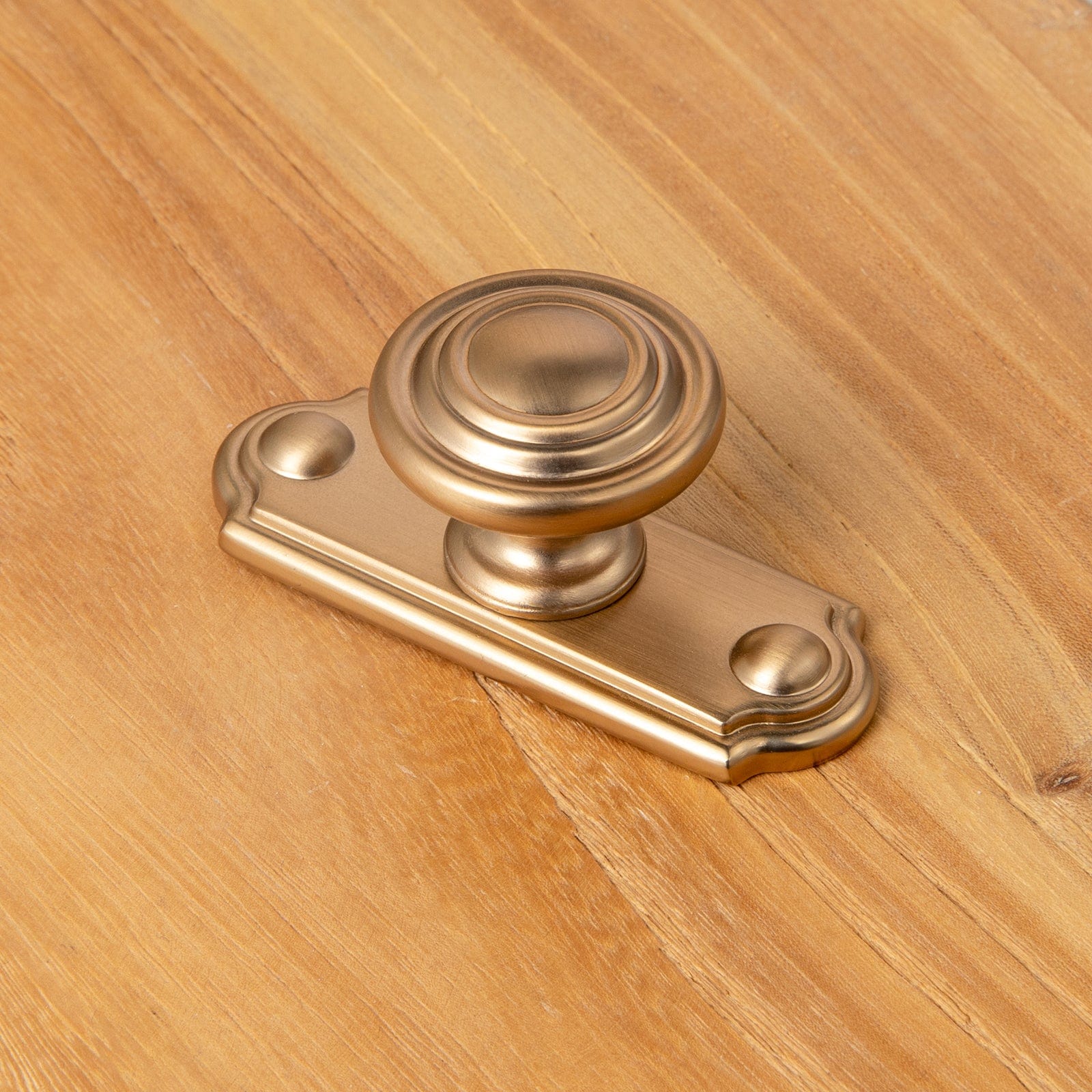 Goo-Ki Retro Zinc Alloy Cabinet Knobs with Spacer Single Hole Affordable Luxury Cabinet Hardware