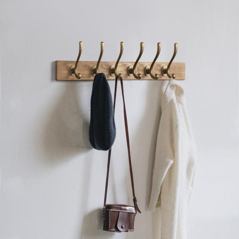 Cloakroom outlet coat hooks